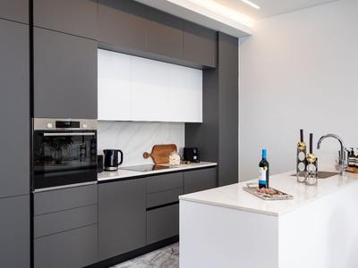 TheIcon_OneBed_Kitchen.jpeg