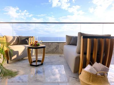 TheIcon_OneBed_Veranda2.jpeg